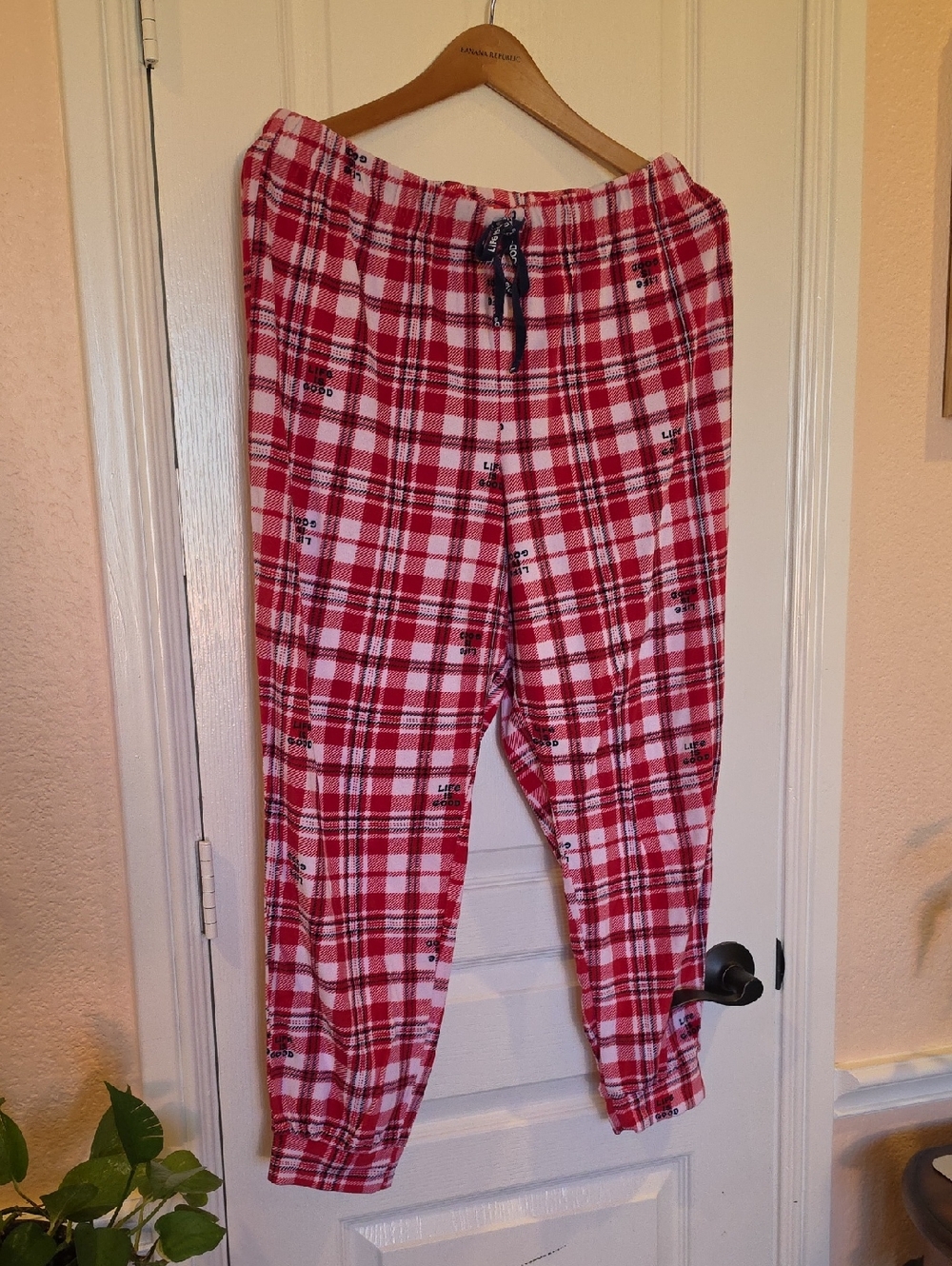 Life Is Good Red and White Plaid Jogger Pants
